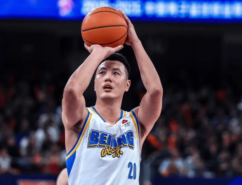 v站体育-输上海发布会！许利民赞翟晓川，回应伤情情况，贝利强调阵容不整